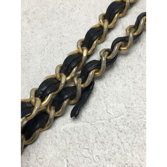 Chanel Double Flap Matelasse Leather Chain Shoulder Bag - Picture 8 of 8